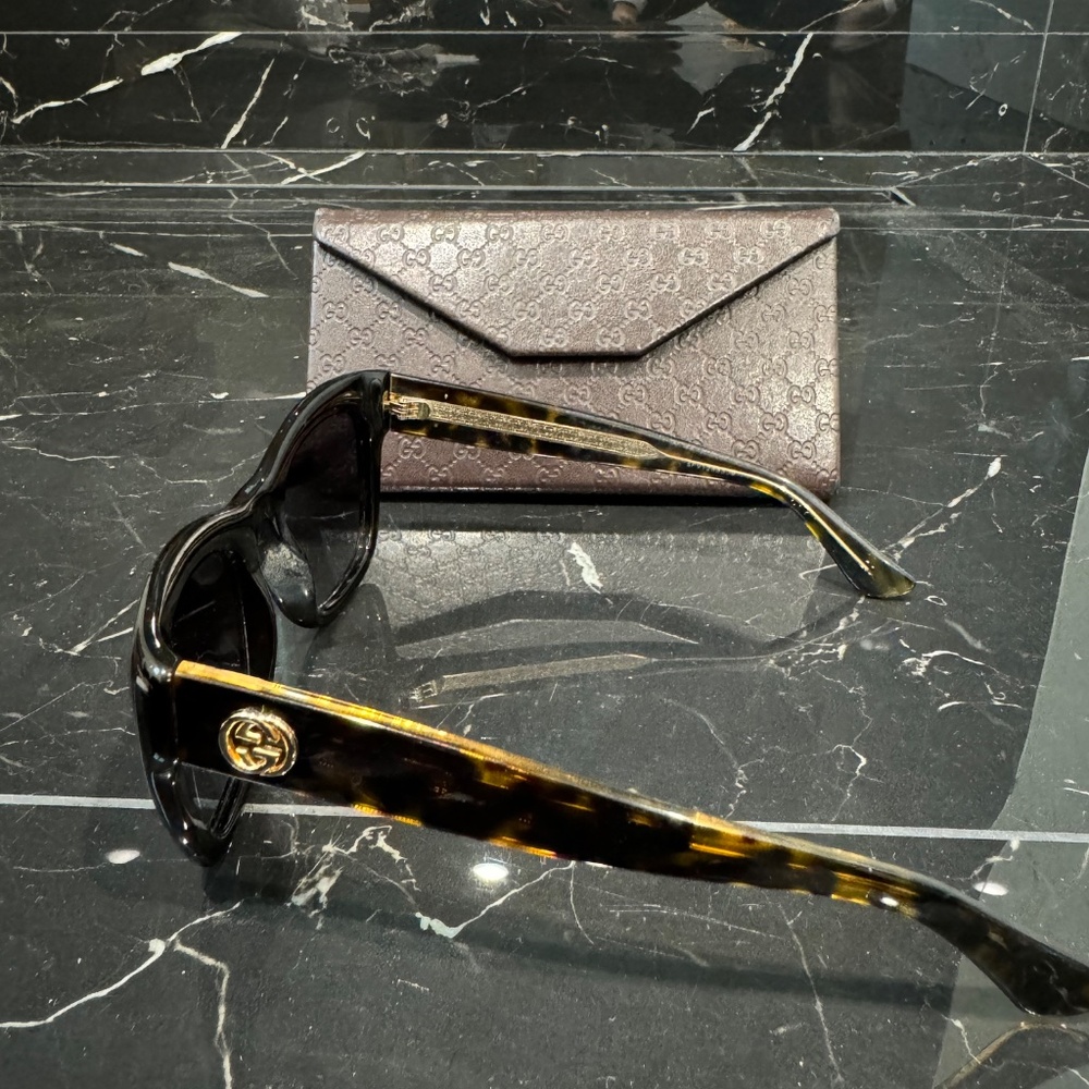 Gucci Eyewear View 6